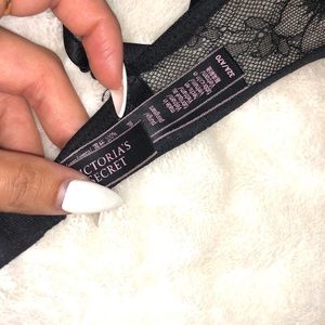 Victoria's Secret Intimates & Sleepwear - Victoria’s Secret Bombshell Bra 32A Victoria's Secret Intimates & Sleepwear - Victoria’s Secret Bombshell Bra 32A